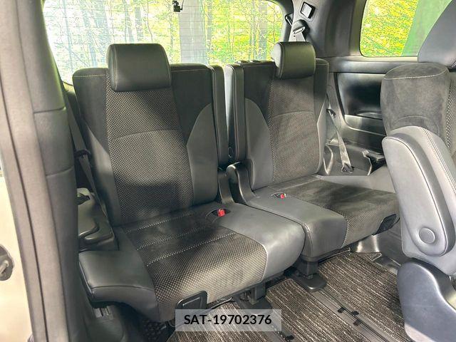 Toyota ALPHARD 2021-12 7561772-9