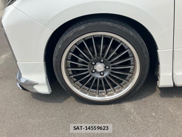 Toyota ALPHARD 2019-07 7561774-9