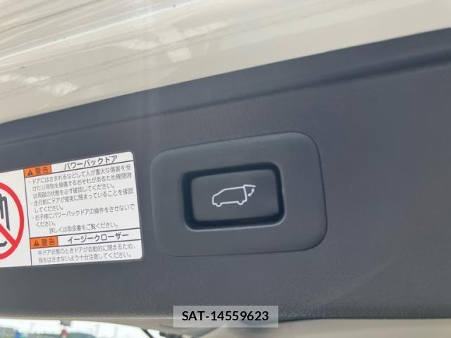 Toyota ALPHARD 2019-07 7561774-13