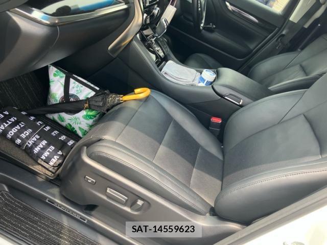 Toyota ALPHARD 2019-07 7561774-19