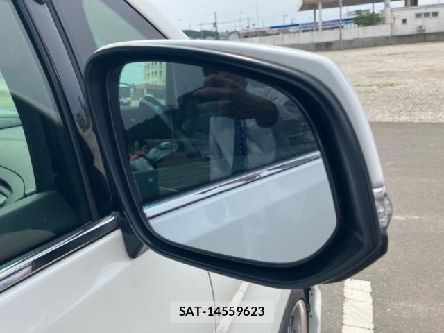 Toyota ALPHARD 2019-07 7561774-20