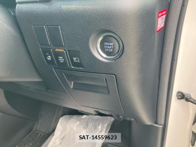 Toyota ALPHARD 2019-07 7561774-23