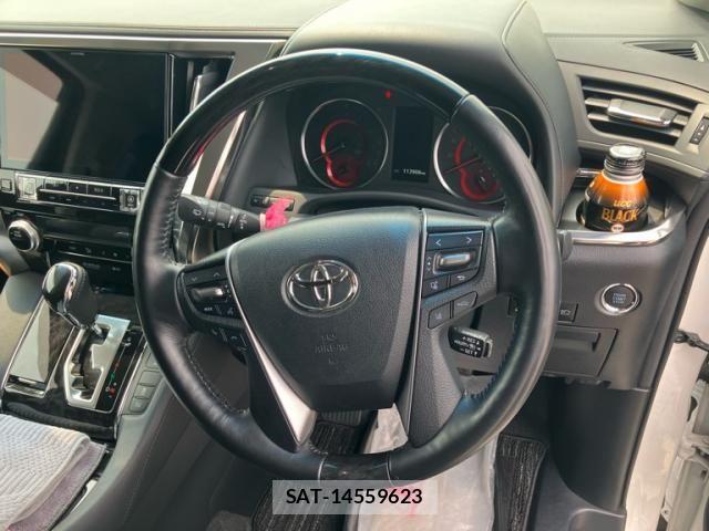 Toyota ALPHARD 2019-07 7561774-24