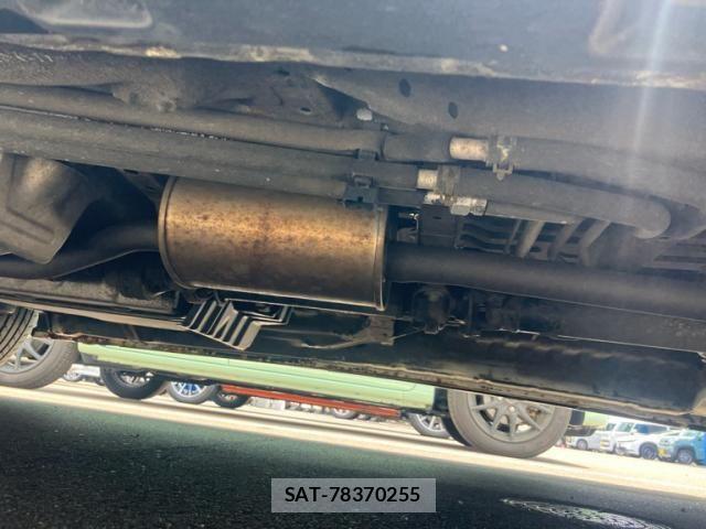 Toyota ALPHARD 2003-10 7561789-10