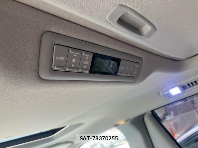 Toyota ALPHARD 2003-10 7561789-18