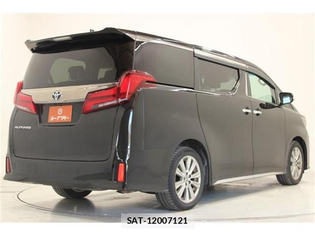 Toyota ALPHARD 2021-06 7561782-12