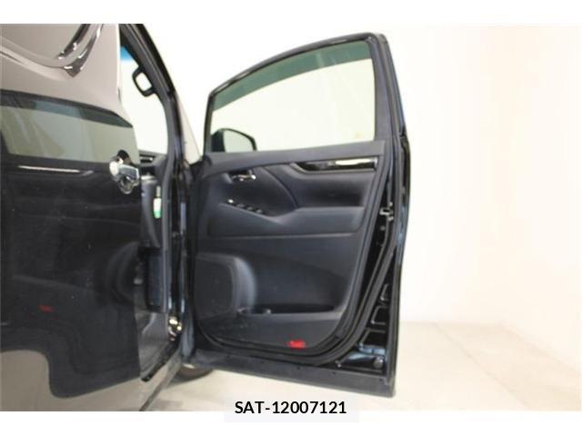 Toyota ALPHARD 2021-06 7561782-29