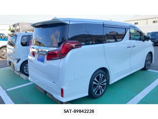 Toyota ALPHARD 2021-07 7561760-26