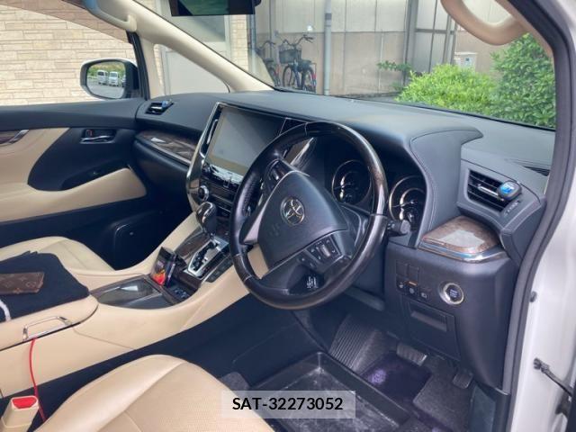 Toyota ALPHARD 2020-03 7561769-12