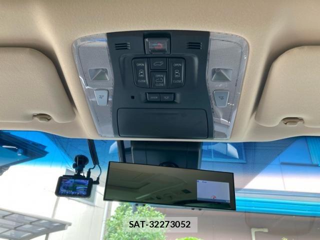 Toyota ALPHARD 2020-03 7561769-22