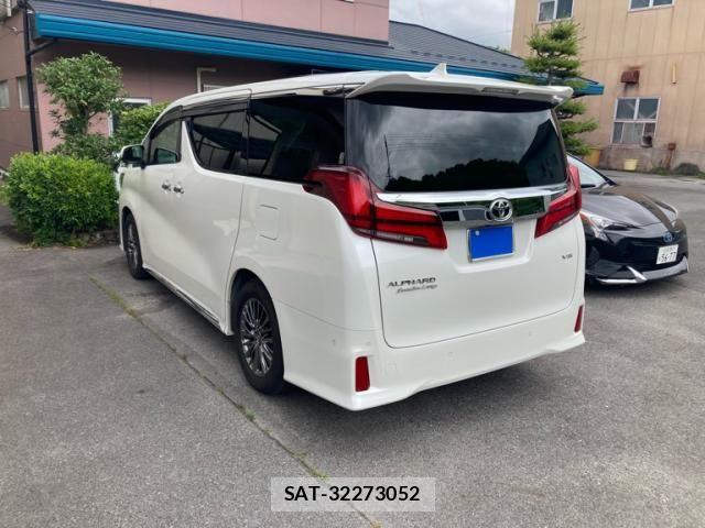 Toyota ALPHARD 2020-03 7561769-3