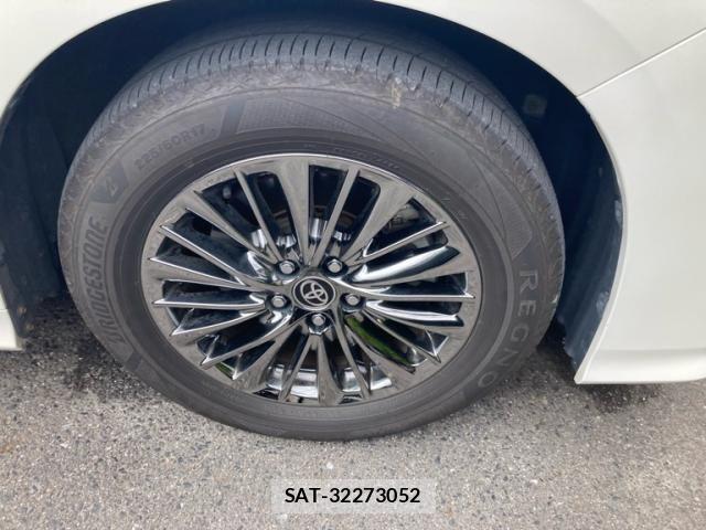 Toyota ALPHARD 2020-03 7561769-4
