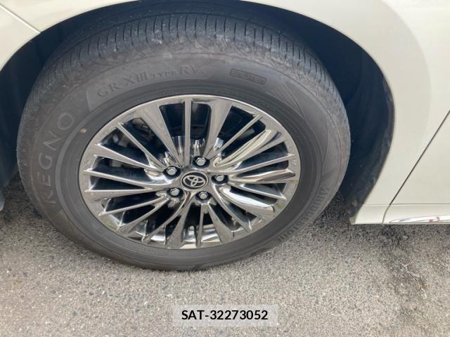 Toyota ALPHARD 2020-03 7561769-7