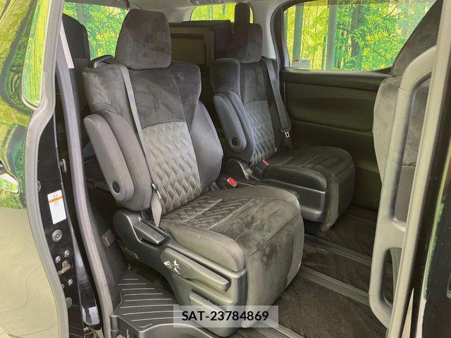 Toyota ALPHARD 2018-10 7561775-8