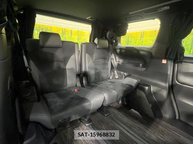 Toyota ALPHARD 2023-03 7561762-9