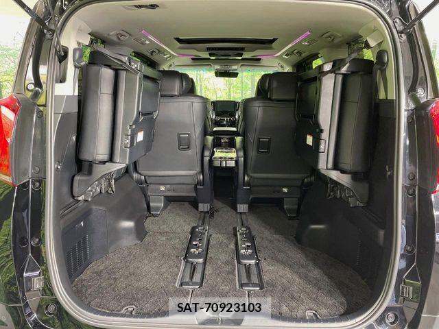 Toyota ALPHARD 2019-07 7614686-10