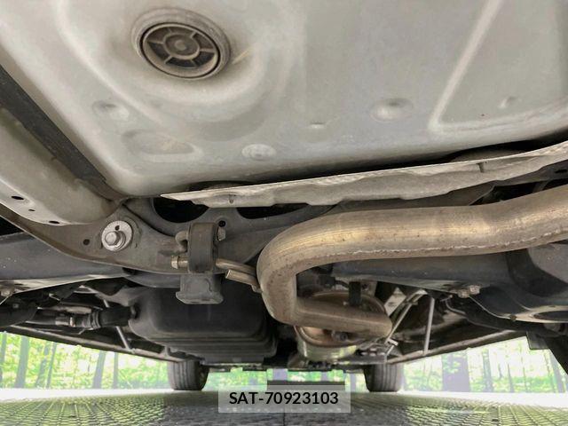 Toyota ALPHARD 2019-07 7614686-19
