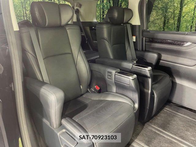 Toyota ALPHARD 2019-07 7614686-8