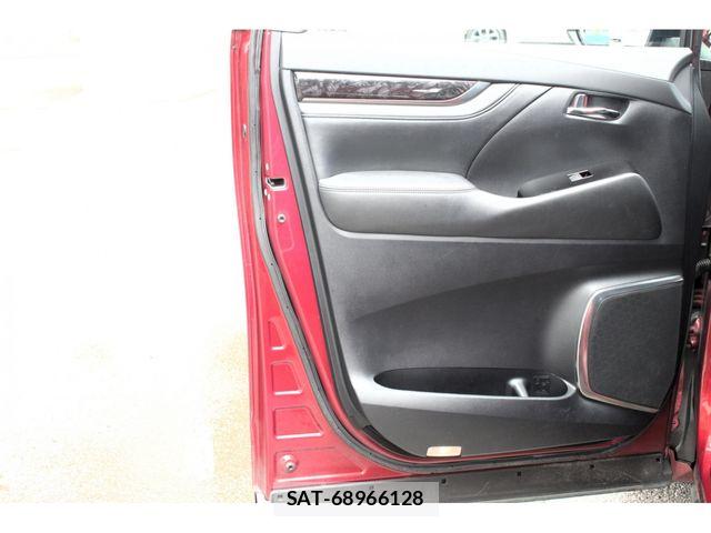 Toyota ALPHARD 2023-01 7614682-12