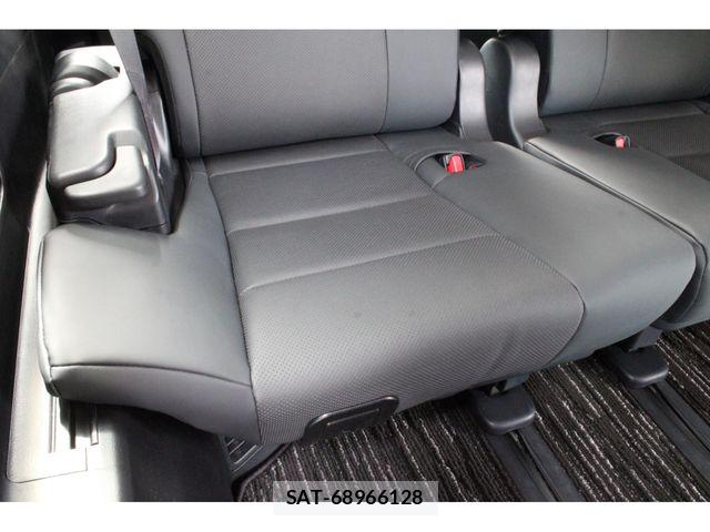 Toyota ALPHARD 2023-01 7614682-18