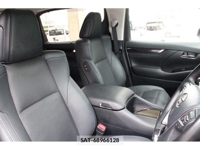 Toyota ALPHARD 2023-01 7614682-2