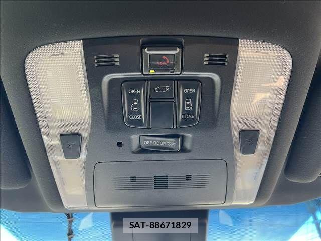 Toyota ALPHARD 2021-06 7614701-24