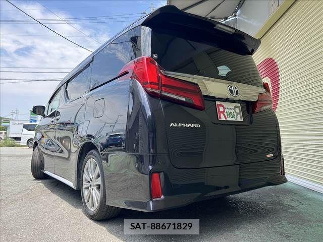 Toyota ALPHARD 2021-06 7614701-4