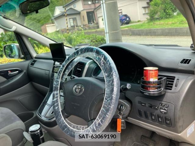 Toyota ALPHARD 2004-02 7614737-11