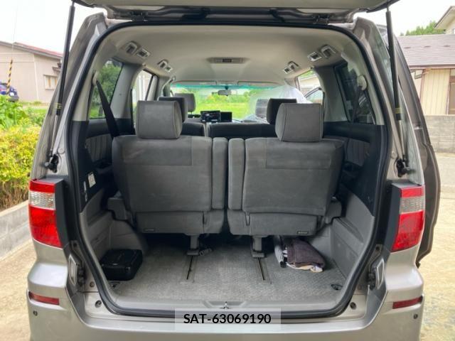Toyota ALPHARD 2004-02 7614737-5