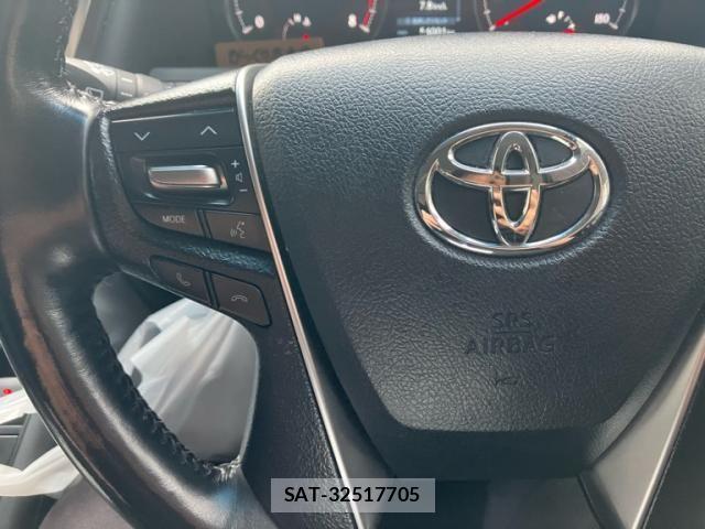 Toyota ALPHARD 2021-04 7614680-17