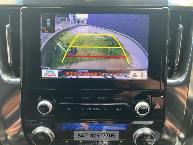 Toyota ALPHARD 2021-04 7614680-22