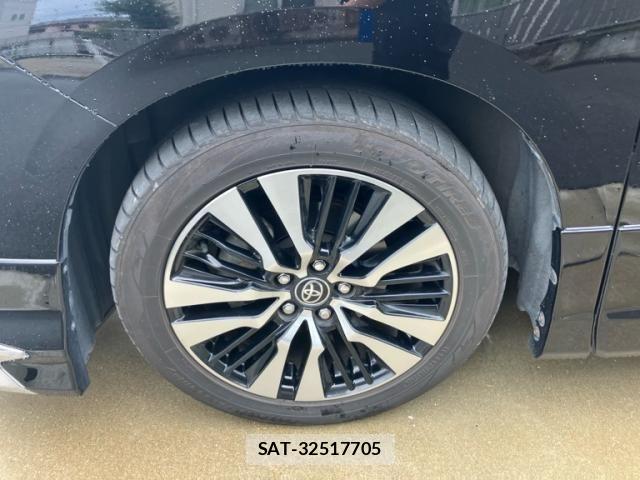 Toyota ALPHARD 2021-04 7614680-5