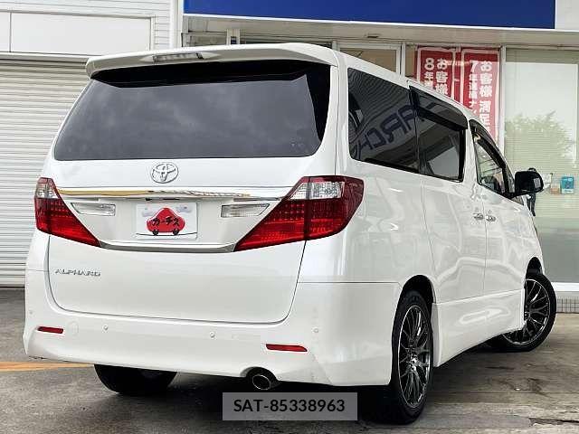 Toyota ALPHARD 2012-08 7614725-2