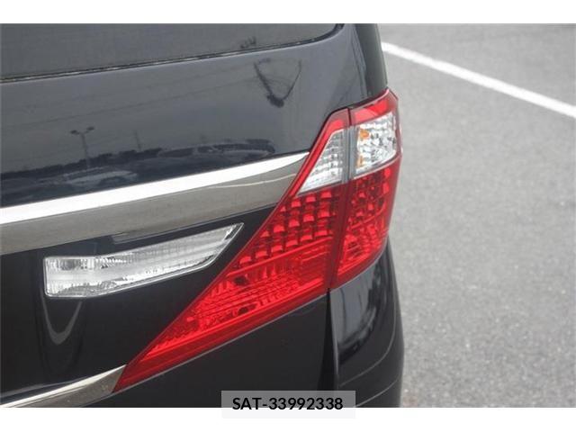 Toyota ALPHARD 2013-11 7614724-13