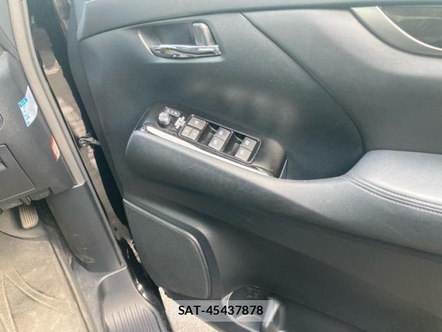 Toyota ALPHARD 2018-01 7614721-9
