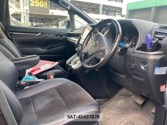 Toyota ALPHARD 2018-01 7614721-10