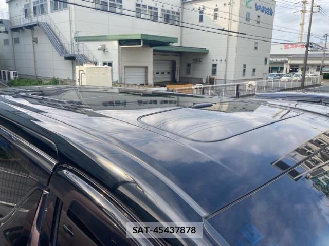 Toyota ALPHARD 2018-01 7614721-8