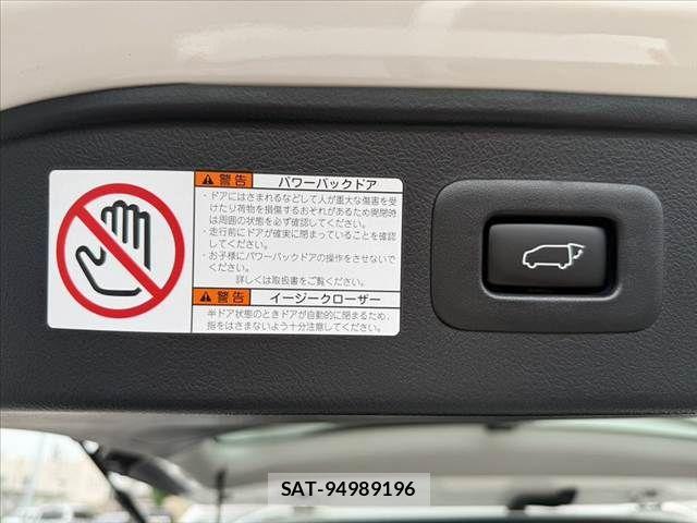 Toyota ALPHARD 2022-07 7614677-28