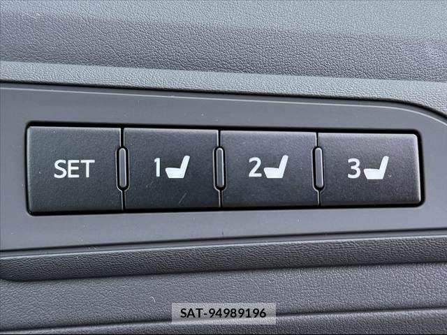Toyota ALPHARD 2022-07 7614677-3