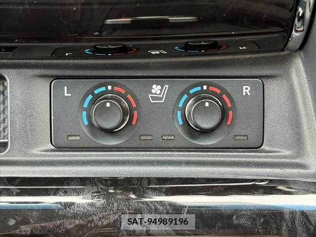 Toyota ALPHARD 2022-07 7614677-5