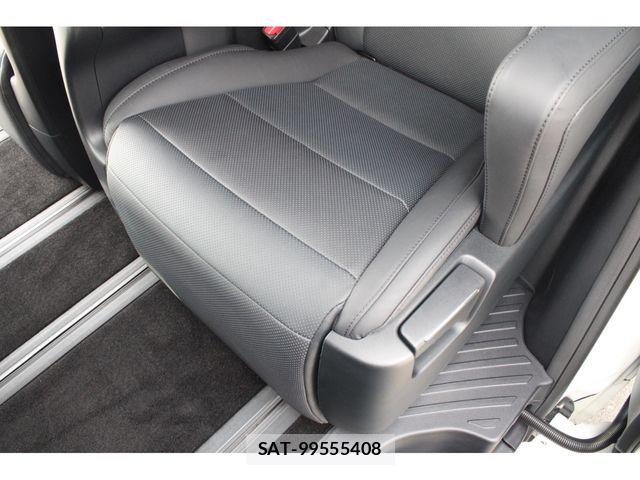 Toyota ALPHARD 2022-10 7614675-17