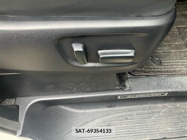 Toyota ALPHARD 2023-02 7614671-14