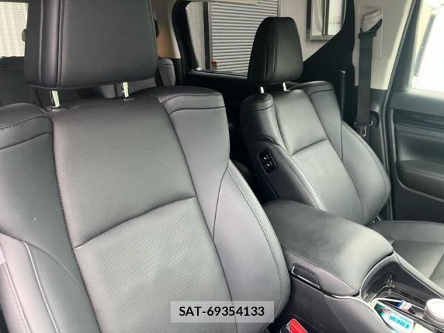 Toyota ALPHARD 2023-02 7614671-15