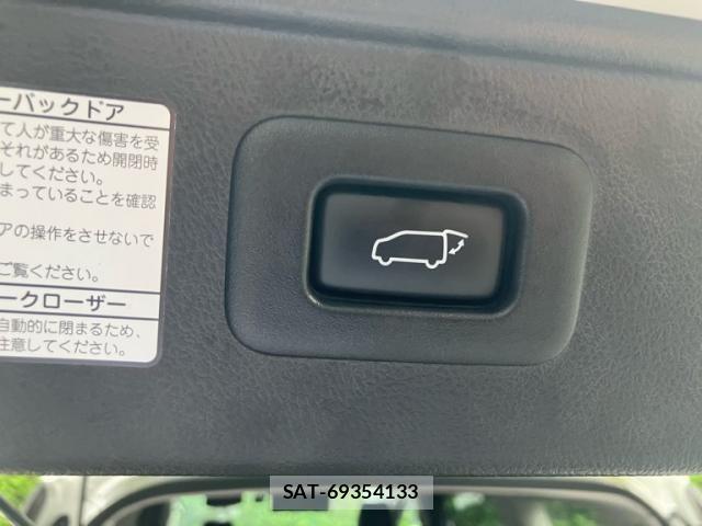 Toyota ALPHARD 2023-02 7614671-8