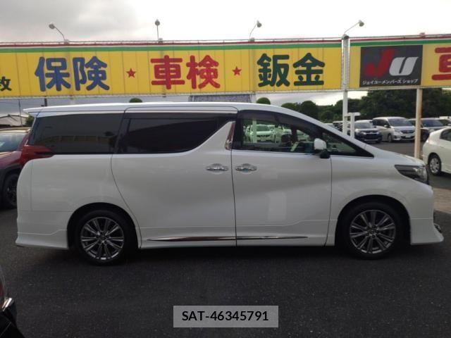 Toyota ALPHARD 2016-08 7614704-9