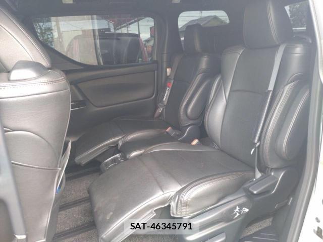 Toyota ALPHARD 2016-08 7614704-21