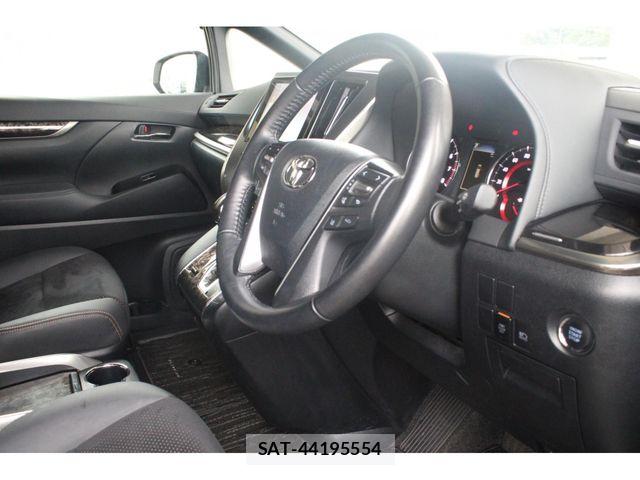 Toyota ALPHARD 2021-06 7614688-11