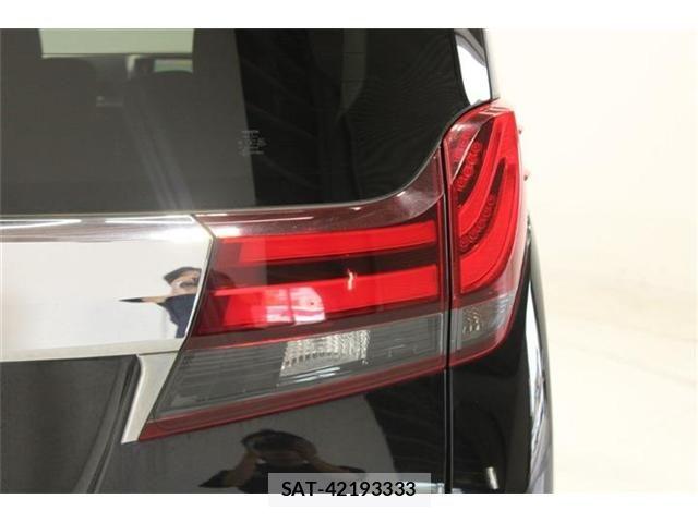 Toyota ALPHARD 2017-05 7614720-17