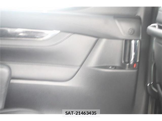 Toyota ALPHARD 2019-09 7614699-29