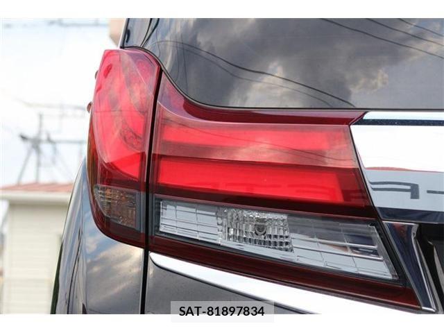 Toyota ALPHARD 2015-06 7614713-27